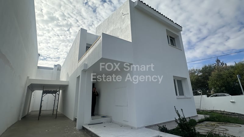 House in Egkomi - view 1