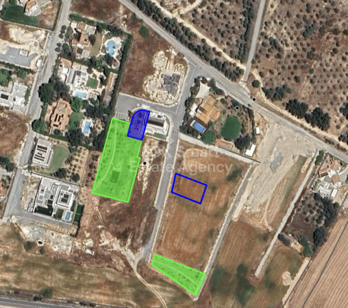 Land in Geri - view 1