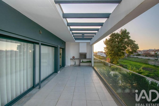 Apartment in Marinha Grande - view 1