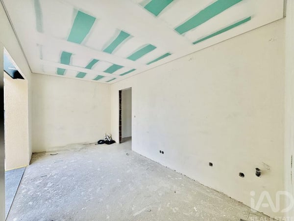 House in Fernao Ferro - view 1