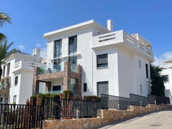 Apartment in Campoamor R-5 - view 1