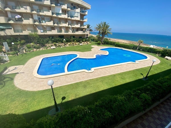 Apartment in Mil Palmeras - view 1
