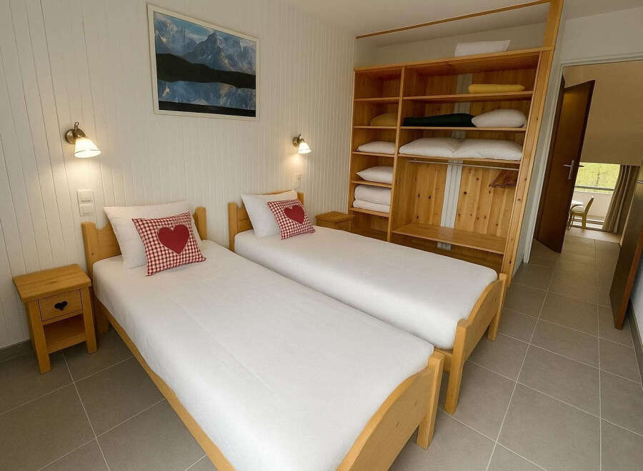 Apartment in Courchevel 1650 - Image 3