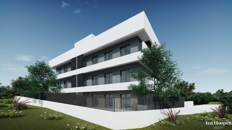 Apartment in Mexilhoeira Grande - view 1