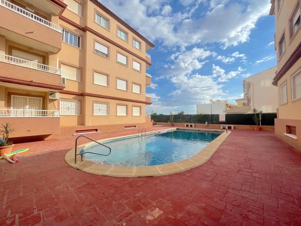 Apartment in Campoamor R-5 - view 1