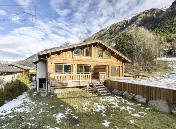 House in Chamonix-Mont-Blanc - view 1