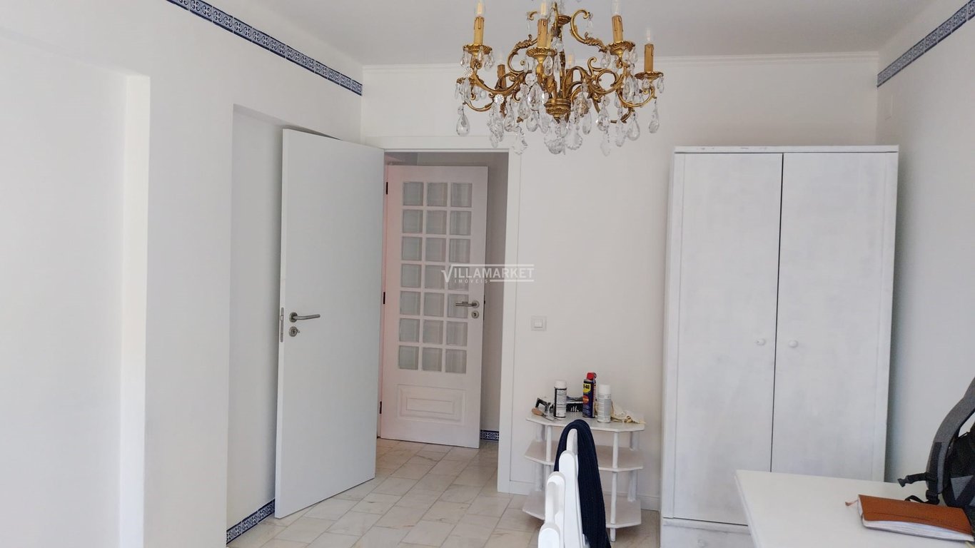 Apartment in Faro - Image 2