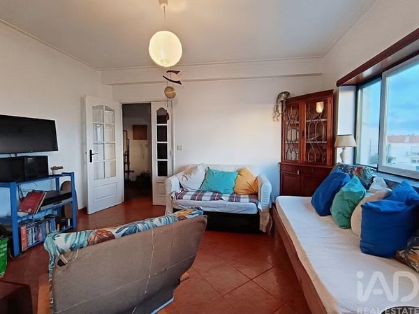Apartment in Atouguia da Baleia - view 1