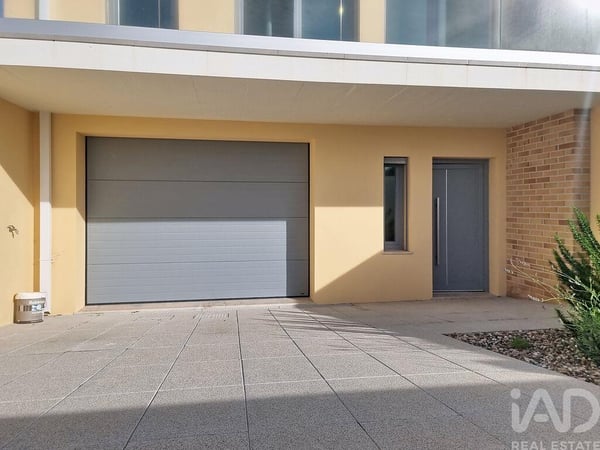 House in Silveira - view 1