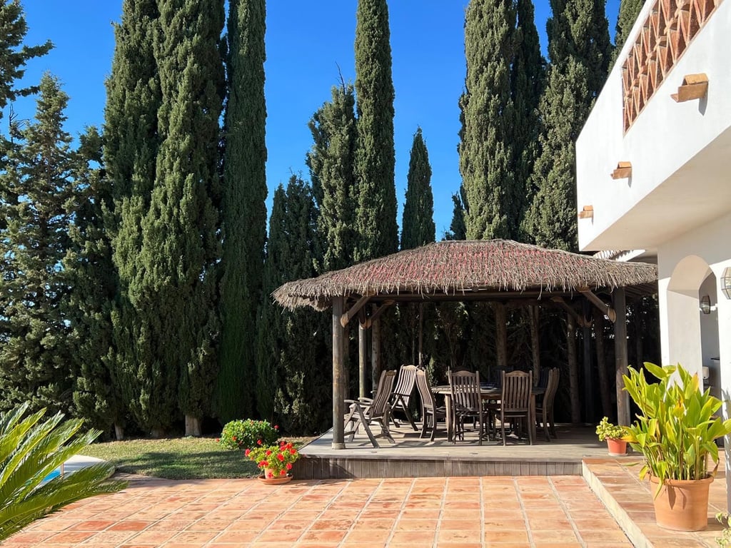 Villa in Mijas Costa - Image 2