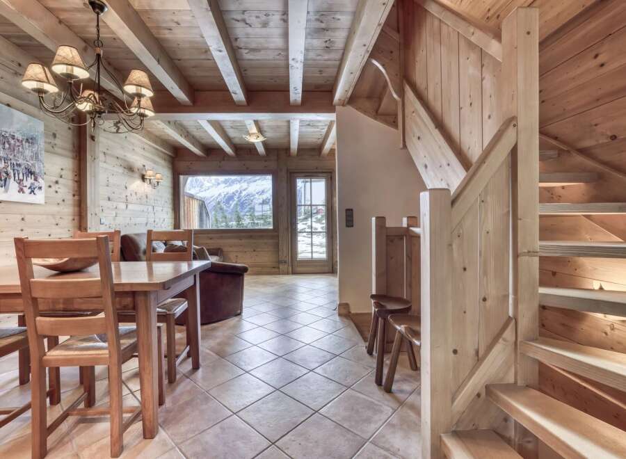 Apartment in Les Houches - Image 3