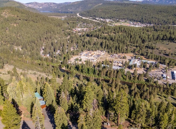 House in Truckee - view 1