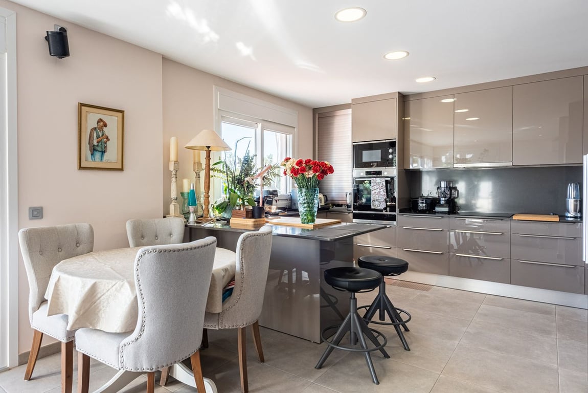 Penthouse in Puerto de la Torre - Image 3