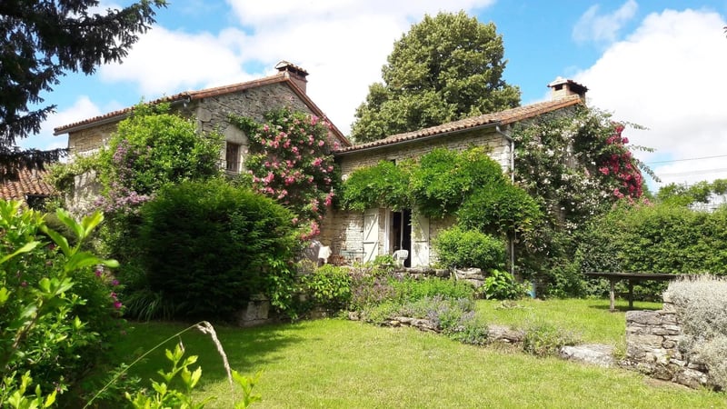 House in Benest - view 1