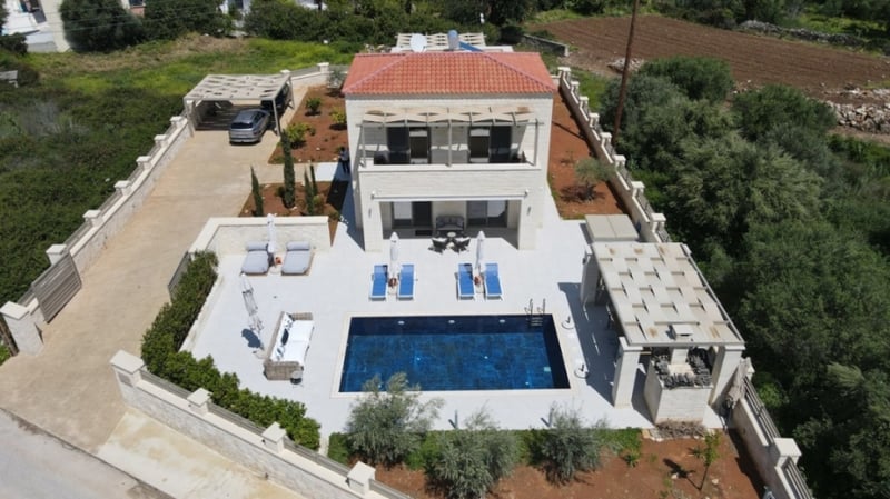 House in Almirida - view 1
