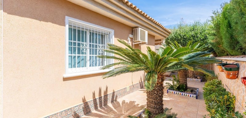 House in Los Balcones - view 1