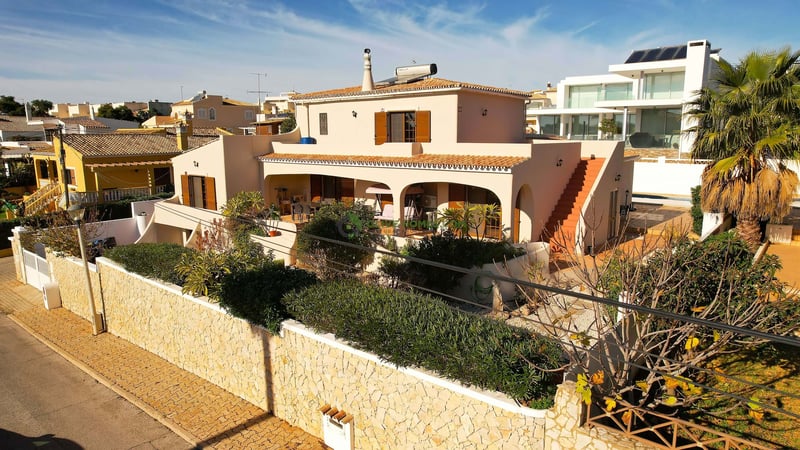 Villa in Torrejao - view 1