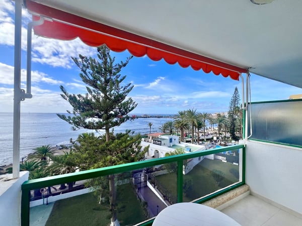 Apartment in Los Cristianos - view 1