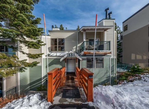 House in Stateline - view 1