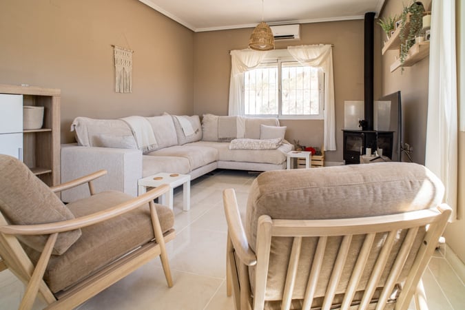 Villa in Pinoso - view 1