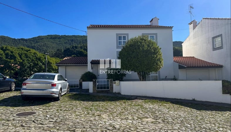 House in Afife - view 1