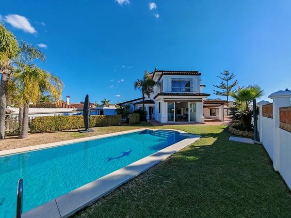 Villa in Ojen - view 1