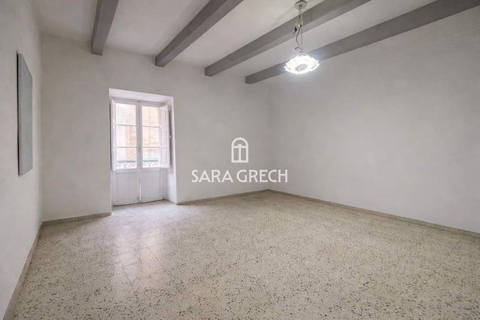 Apartment in L-Isla - view 1