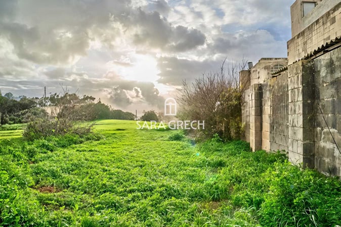 House in Hal Ghaxaq - view 1
