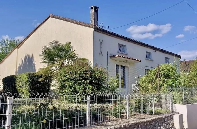 House in Port-Sainte-Foy-et-Ponchapt - view 1