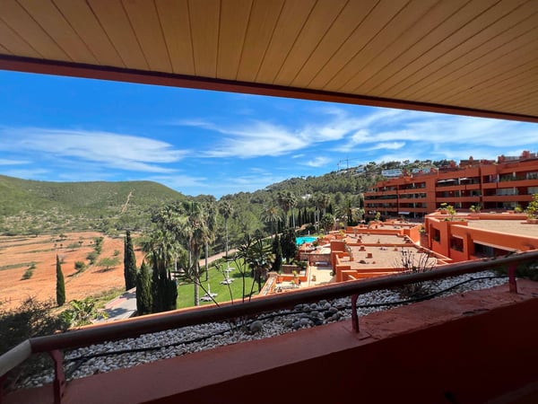 Apartment in Roca Llisa - view 1