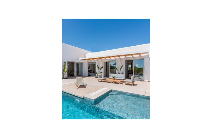 House in Dolores - view 1