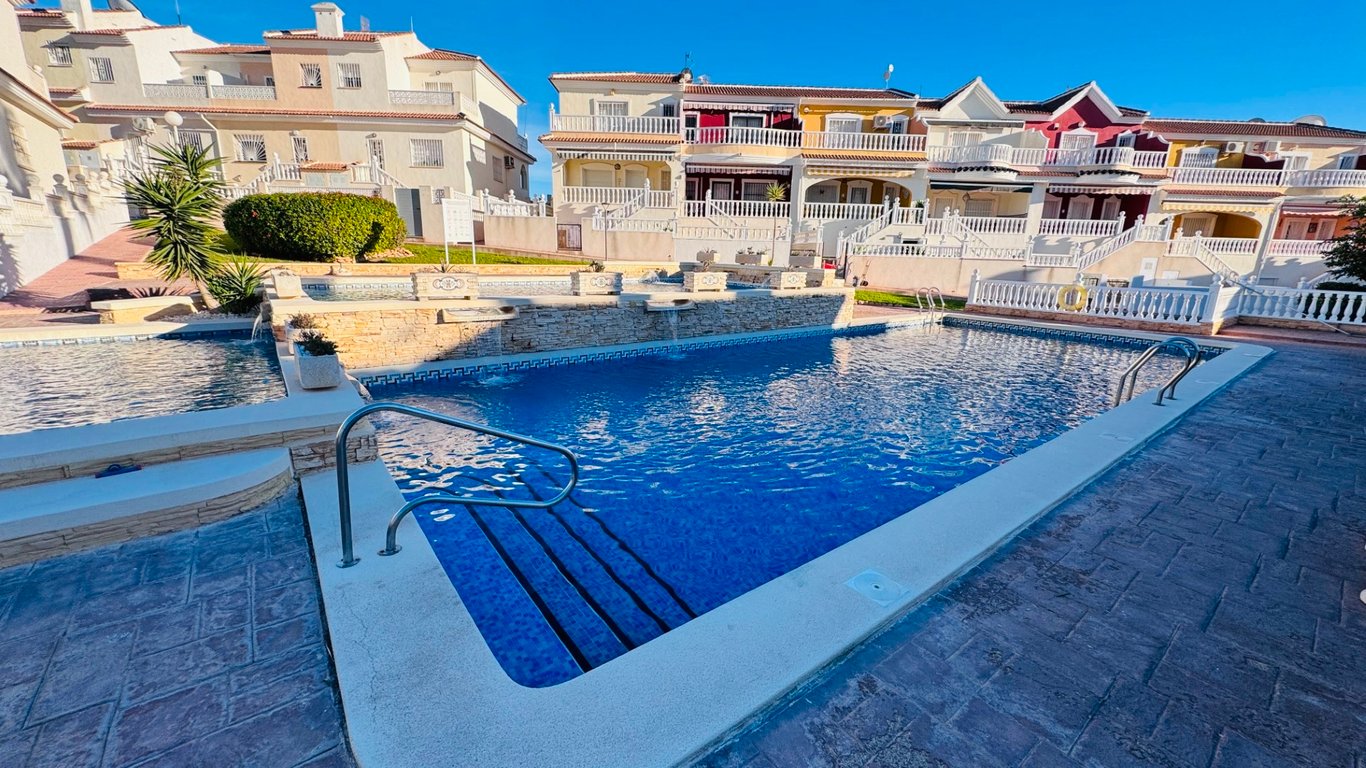 Apartment in Algorfa - Image 2