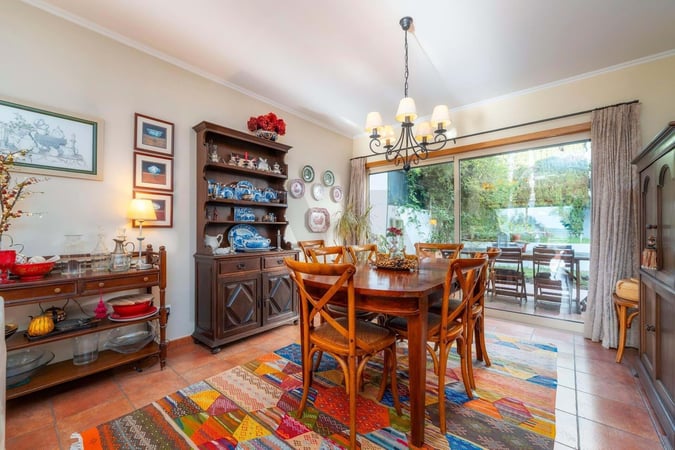 Villa in Moncarapacho - view 1