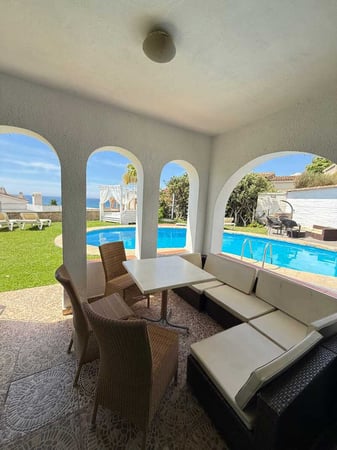 Villa in Benalmadena - view 1