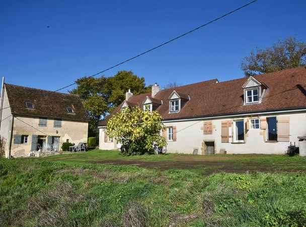 House in Imphy - view 1