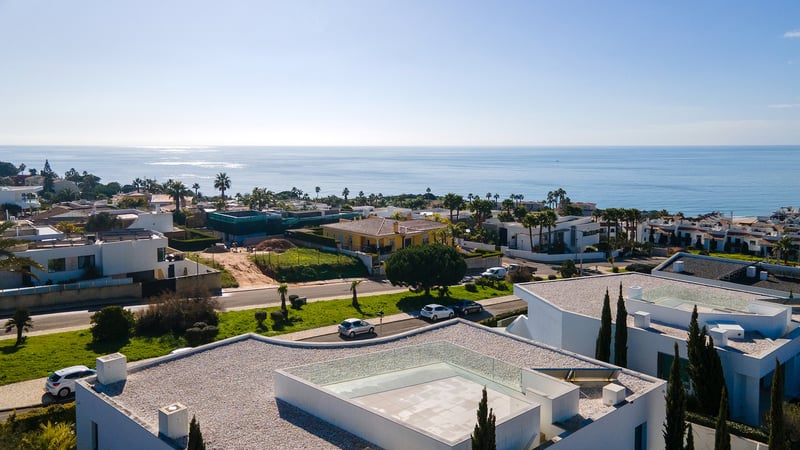 House in Porto de Mos - view 1