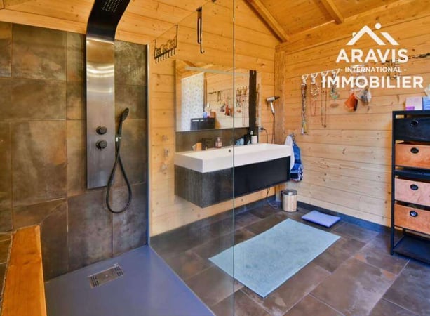 Villa in Seythenex - view 1