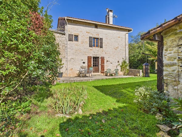 House in Nanteuil-en-Vallee - view 1