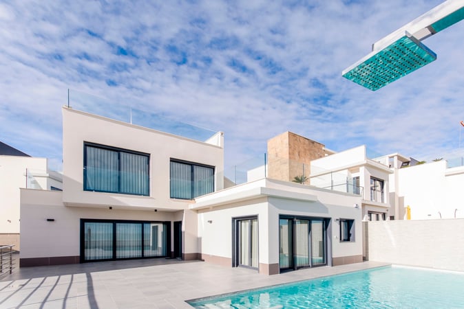 House in San Miguel de Salinas - view 1