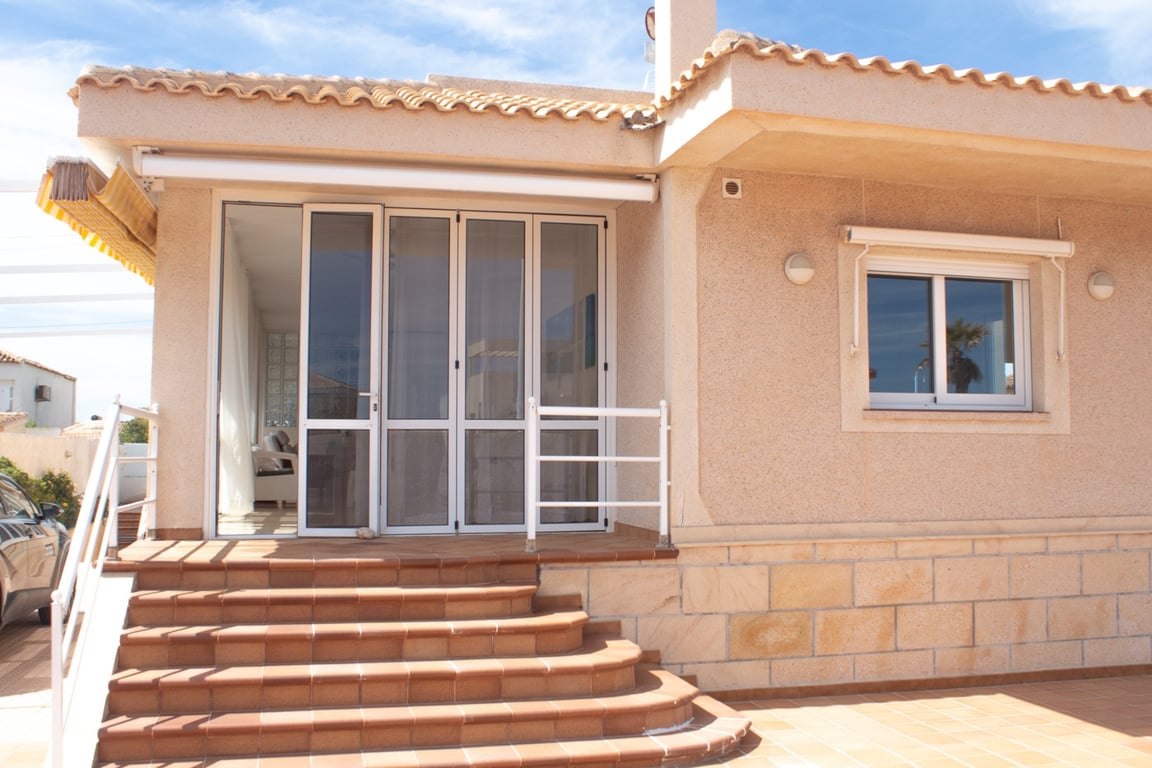 Villa in La Manga del Mar Menor - Image 2