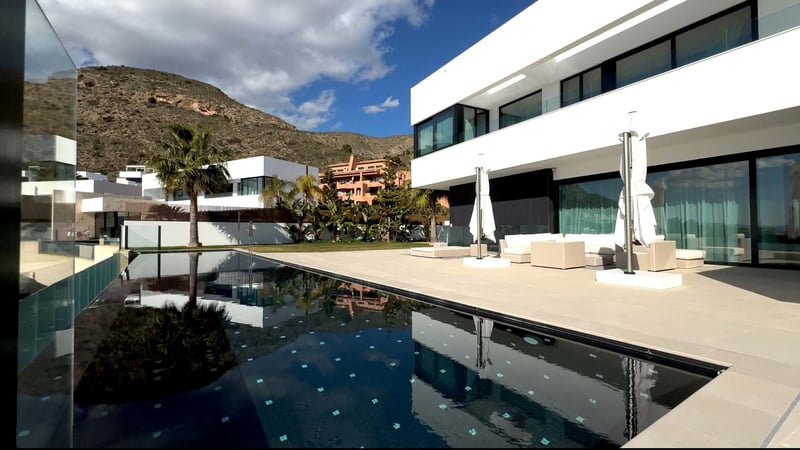 House in Finestrat - view 1