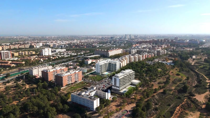 Apartment in Paterna - view 1