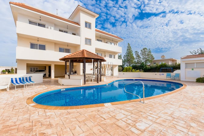 House in Liopetri - view 1