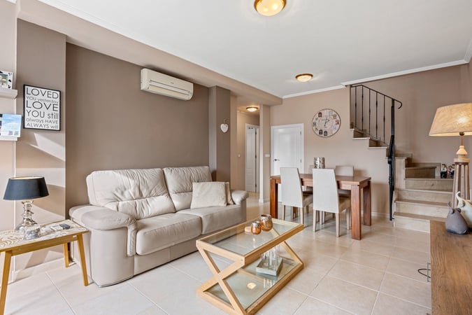 Apartment in San Cayetano - view 1