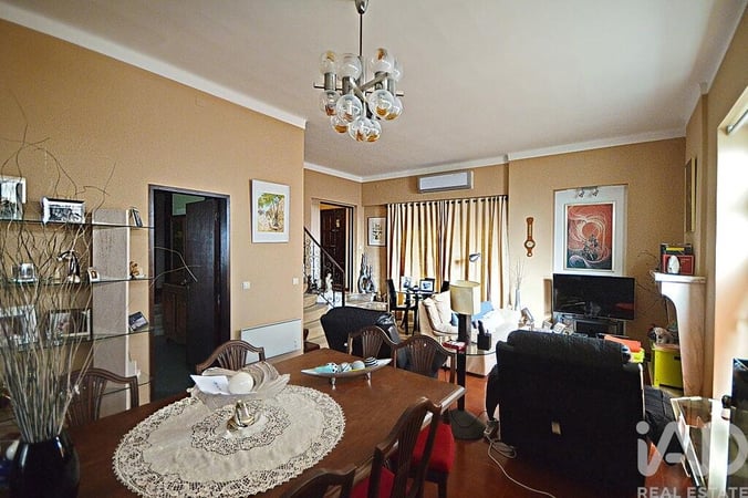 House in Mafra - view 1