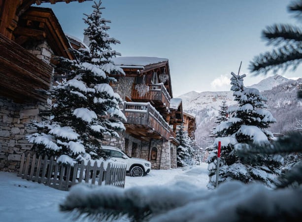 Apartment in Val-d'Isere - view 1