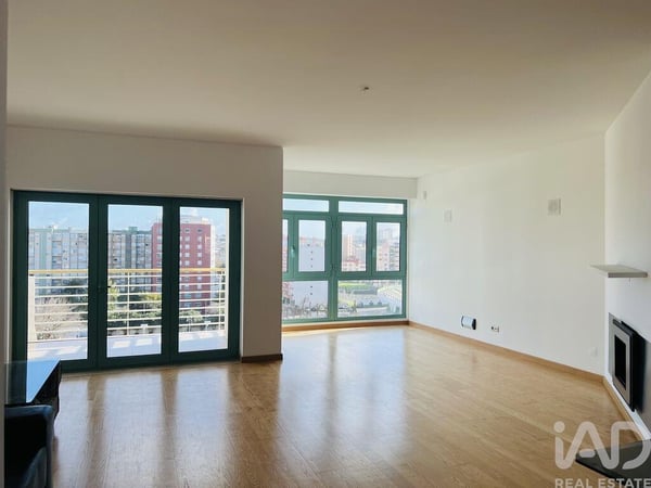 Apartment in Setubal - view 1