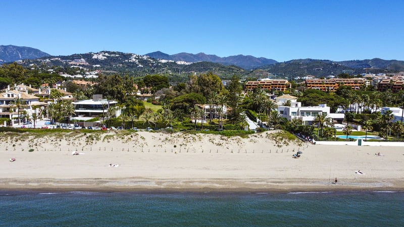 Villa in Marbella - view 1