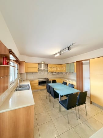 Apartment in Ayioi Omoloyites - view 1