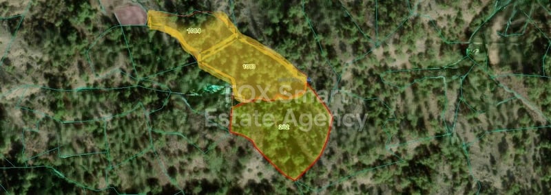 Land in Moutoutllas - view 1